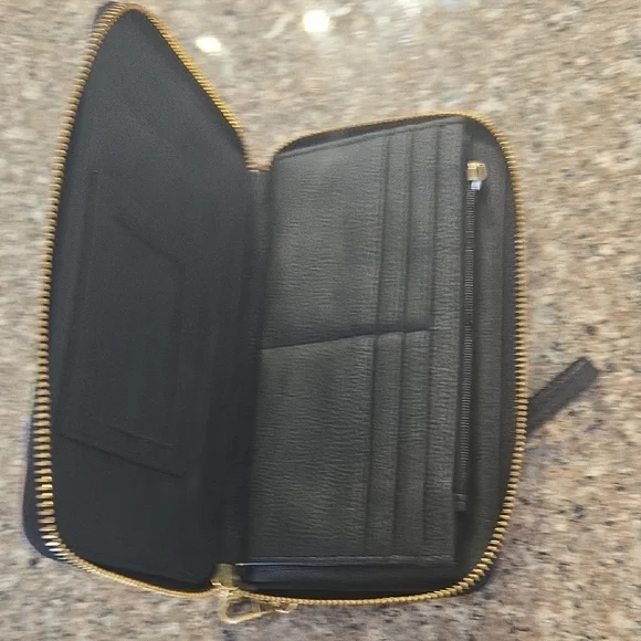 BETSY JOHNSON Skull Patterned Multicolor Wallet - Picture 4 of 5